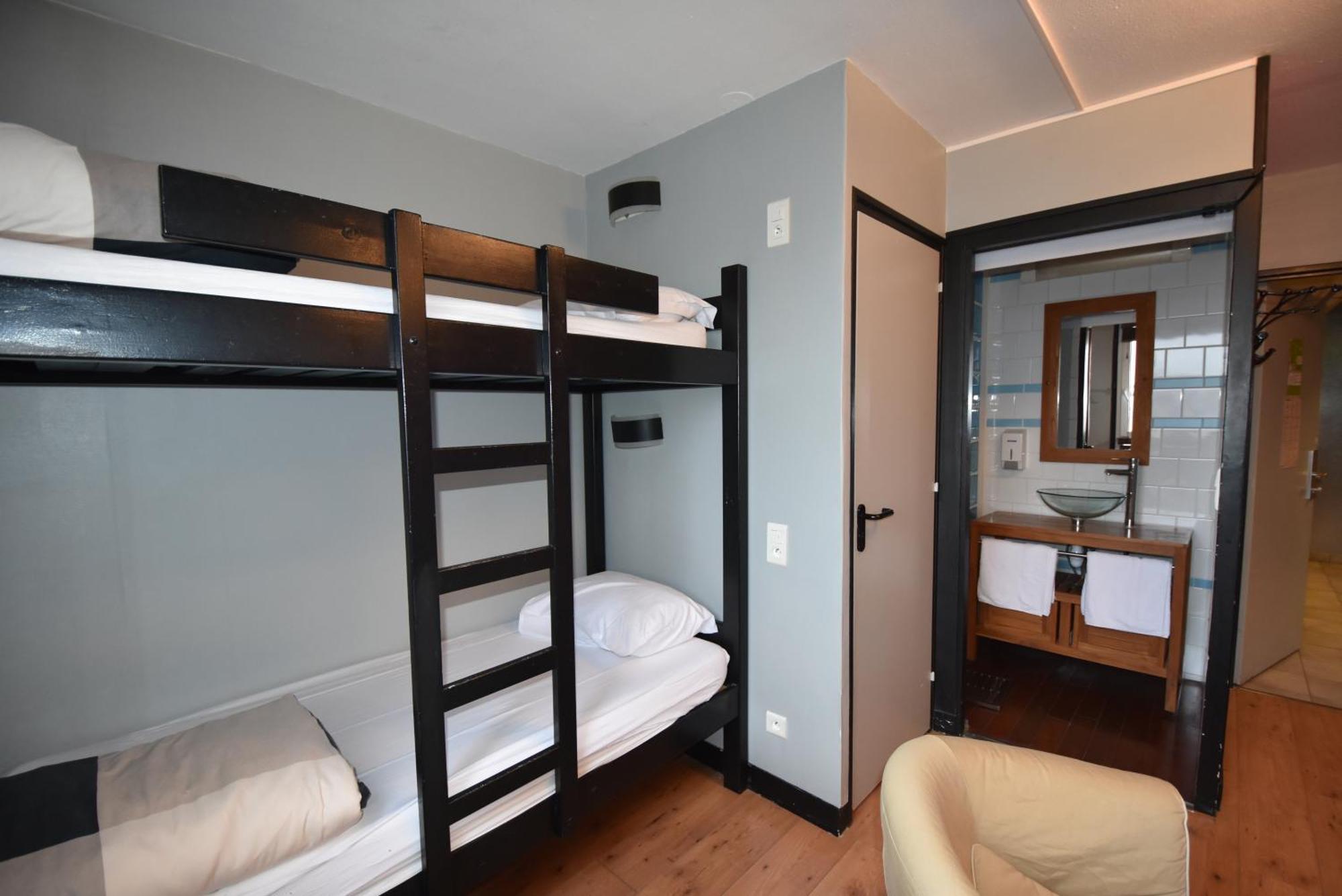 Hi Le D'artagnan Auberge de jeunesse Paris